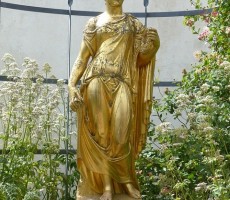 statue 1560191